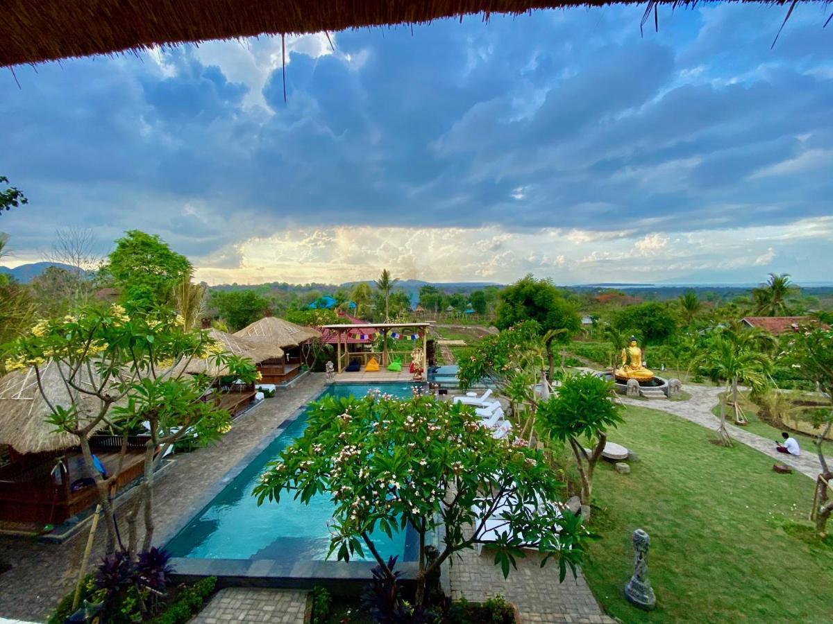 Hotel Odiyana Bali Retreat Banyuwedang Exterior foto